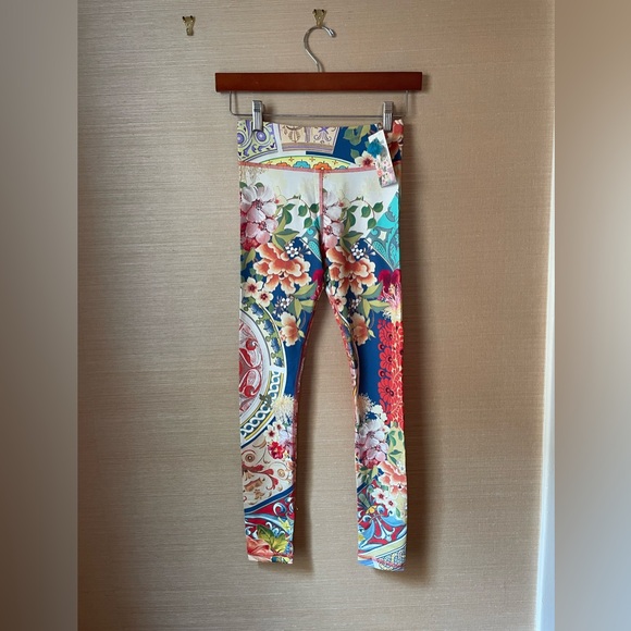 NWT Johnny Was Women's Boho Surf Paddle swim SET pants & half-zip XS - Picture 8 of 8